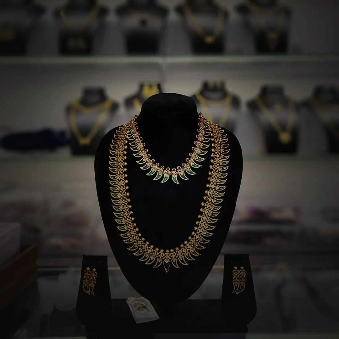 Antique Gold Necklace Set